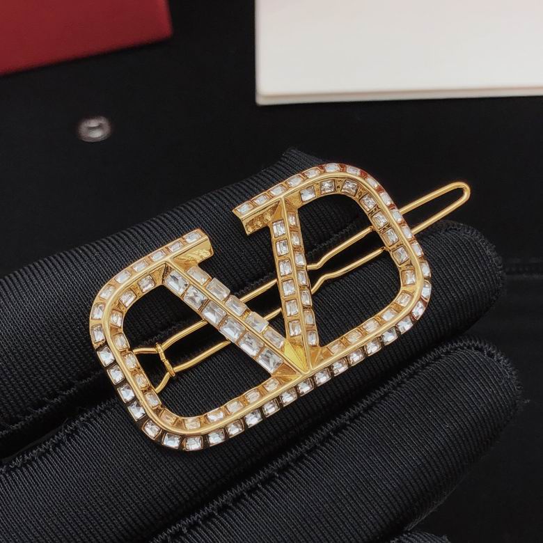 Valentino Hairpin  (8)